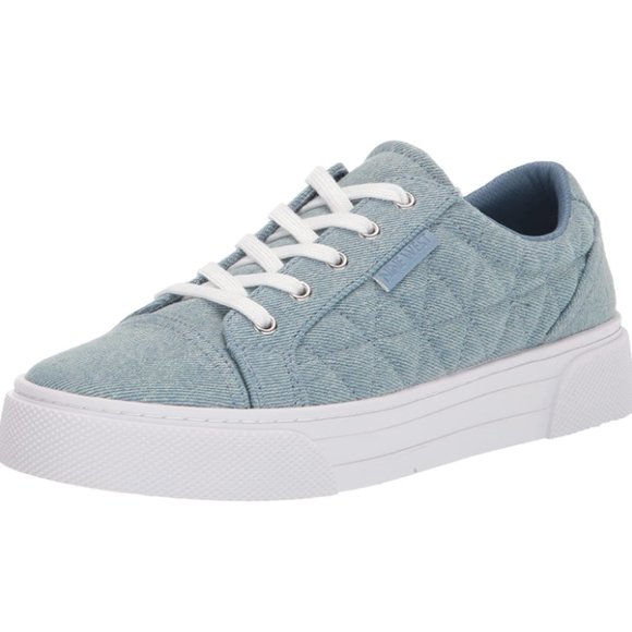 NINE WEST Women's Hola Sneakers Light Denim Blue Quilted Size 8.5 - Picture 3 of 11